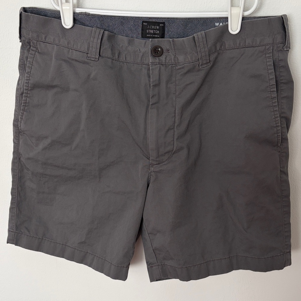 J. Crew Men's 7-inch stretch chino in slate grey